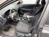 gebraucht Hyundai i30 Comfort*1,6*90KW*KLima*Servo*