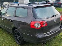 Usata VW Passat 160 CV (117 kW) 2009 Marrone Station wagon