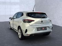 Gebraucht Renault Clio V Evolution 67 PS (49 kW) 2024 Gletscherweiß Limousine