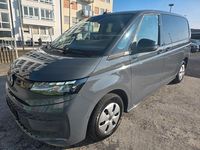 Gebraucht VW Multivan 150 PS (110 kW) 2024 Grau Van