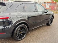 Gebraucht Porsche Cayenne 441 PS (324 kW) 2018 Schwarz SUV