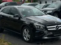 Gebraucht Mercedes GLA220 177 PS (130 kW) 2016 Schwarz SUV