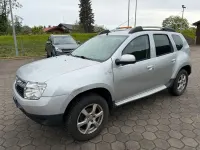 Gebraucht Dacia Duster Lauréate 105 PS (77 kW) 2010 Grau SUV