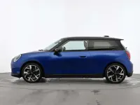 Gebraucht Mini Cooper SE Favoured 160 kW (218 PS) 2024 Blau Kleinwagen