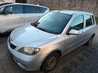 Gebraucht Mazda 2 80 PS (58 kW) 2004 Silber Kleinwagen