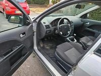 Używany Ford Mondeo 145 KM (106 kW) 2001 Srebrny Kombi