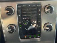 Gebraucht Volvo V60 Momentum 181 PS (133 kW) 2015 Schwarz Kombi