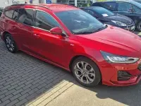 Gebraucht Ford Focus ST-Line X 155 PS (114 kW) 2023 Fantastic red tc Kombi