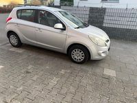 Gebraucht Hyundai i20 Edition 77 PS (56 kW) 2012 Other Kleinwagen