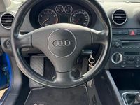 Gebraucht Audi A3 Ambiente 150 PS (110 kW) 2004 Blau Kleinwagen