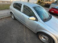 Gebraucht Opel Astra 116 PS (85 kW) 2004 Silber Limousine