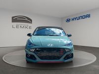 Neu Hyundai i10 N Line 90 PS (66 kW) 2025 Mangrove green/phantom black Kleinwagen