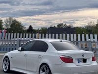 Gebraucht BMW 530 235 PS (172 kW) 2008 Weiß Limousine