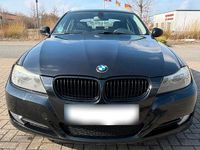 Gebraucht BMW 320 177 PS (130 kW) 2010 Schwarz Limousine