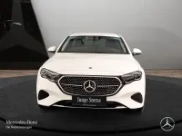 Gebraucht Mercedes E220 Avantgarde 197 PS (144 kW) 2025 Weiß Limousine