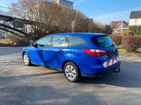 Gebraucht Ford Focus Trend 116 PS (85 kW) 2014 Blau Kombi