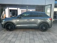 Gebraucht VW T-Roc R-line 150 PS (110 kW) 2023 Indiumgraumetallic (metallic) SUV