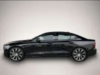 Gebraucht Volvo S60 Ultimate 250 PS (183 kW) 2023 Schwarz Limousine