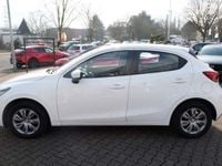 Gebraucht Mazda 2 Center-Line 90 PS (66 kW) 2022 Weiß Limousine