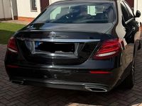 Gebraucht Mercedes E220 194 PS (142 kW) 2019 Schwarz Limousine