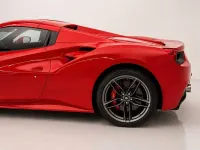 Gebraucht Ferrari 488 669 PS (492 kW) 2017 Rosso corsa ds322 Cabrio