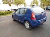 Second-hand Dacia Sandero 75 CP (55 kW) 2009 Albastru Berlinǎ