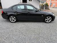 Gebraucht BMW 318 129 PS (94 kW) 2007 Schwarz Limousine