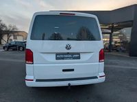 Usado VW Multivan Family 150 HP (110 kW) 2021 Branco Van