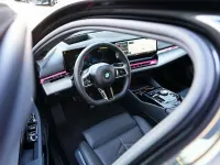 Gebraucht BMW 540 Comfort Edition 303 PS (222 kW) 2025 Sophistograu brillanteffekt metallic Kombi