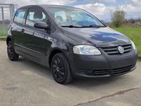 Usado VW Fox 54 HP (39 kW) 2008 Cinzento Citadino