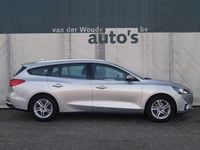 Gebraucht Ford Focus Trend 124 PS (91 kW) 2021 Grau Kombi