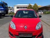 Gebraucht Renault Twingo 59 PS (43 kW) 2010 Rot Kleinwagen