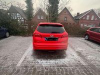 Gebraucht Ford Focus 150 PS (110 kW) 2016 Rot Kombi