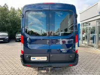 Gebraucht Ford Transit Trend 155 PS (114 kW) 2015 Blazerblau Van / Kleinbus