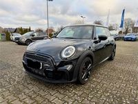 Gebraucht Mini John Cooper Works 136 PS (100 kW) 2024 Schwarz Kleinwagen
