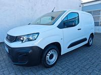 Gebraucht Peugeot Partner 76 PS (55 kW) 2021 Weiß Van / Kleinbus