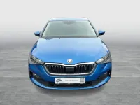 Gebraucht Skoda Scala Selection 150 PS (110 kW) 2023 Raceblau metallic Kleinwagen
