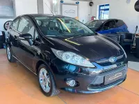 Gebraucht Ford Fiesta Titanium 97 PS (71 kW) 2012 Black metallic Kleinwagen