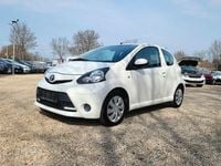 Gebraucht Toyota Aygo Cool 68 PS (50 kW) 2014 Weiß Kleinwagen