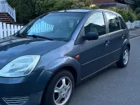 Gebraucht Ford Fiesta 60 PS (44 kW) 2003 Grau Kleinwagen