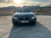 Gebraucht BMW 320 163 PS (119 kW) 2013 Grau Kombi