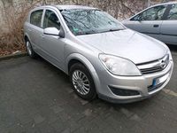 Second-hand Opel Astra 95 CP (69 kW) 2008 Argintiu Hatchback