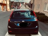 Second-hand Ford Fiesta 69 CP (50 kW) 2004 Albastru Hatchback