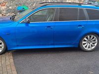 Gebraucht BMW 525 177 PS (130 kW) 2005 Blau Kombi