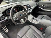 gebraucht BMW 318 d Touring Aut. M Sport LASER LEDER PANO E-SITZ