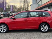 Gebraucht VW Golf VII 110 PS (80 kW) 2016 Rot Limousine