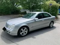 Gebraucht Mercedes E220 Elegance 150 PS (110 kW) 2004 Silber Limousine