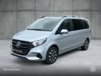 Gebraucht Mercedes V220 163 PS (119 kW) 2025 Silber Van / Kleinbus