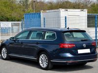 Gebraucht VW Passat 120 PS (88 kW) 2015 Blau Limousine