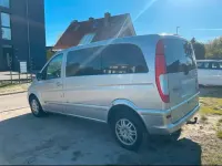 Gebraucht Mercedes Viano 130 PS (95 kW) 2004 Silber Van / Kleinbus
